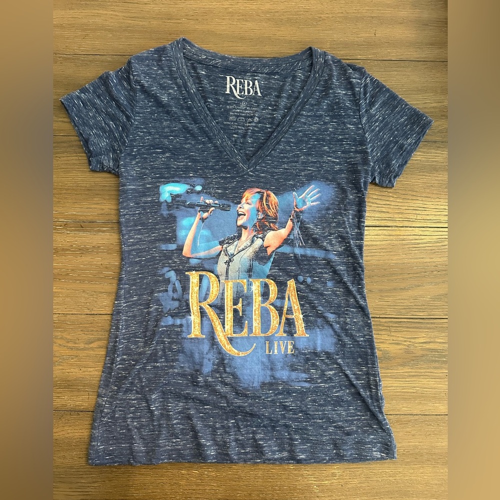 Reba Short Sleeve Blue‎ Heathered Concert Tee Size S